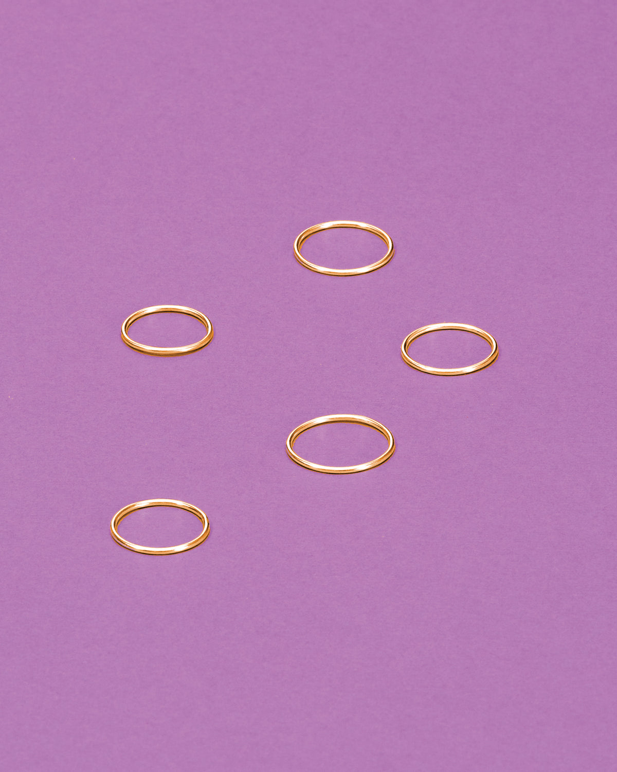 Five rings set gold plated